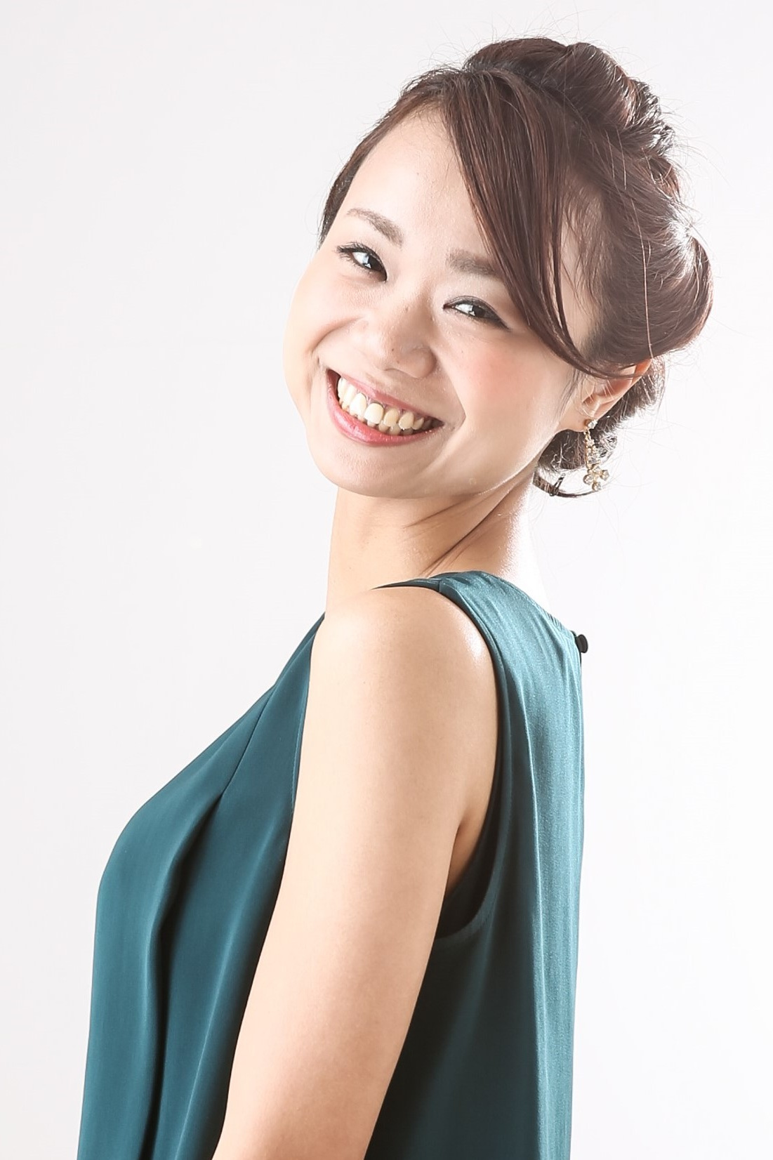 滋賀 遥